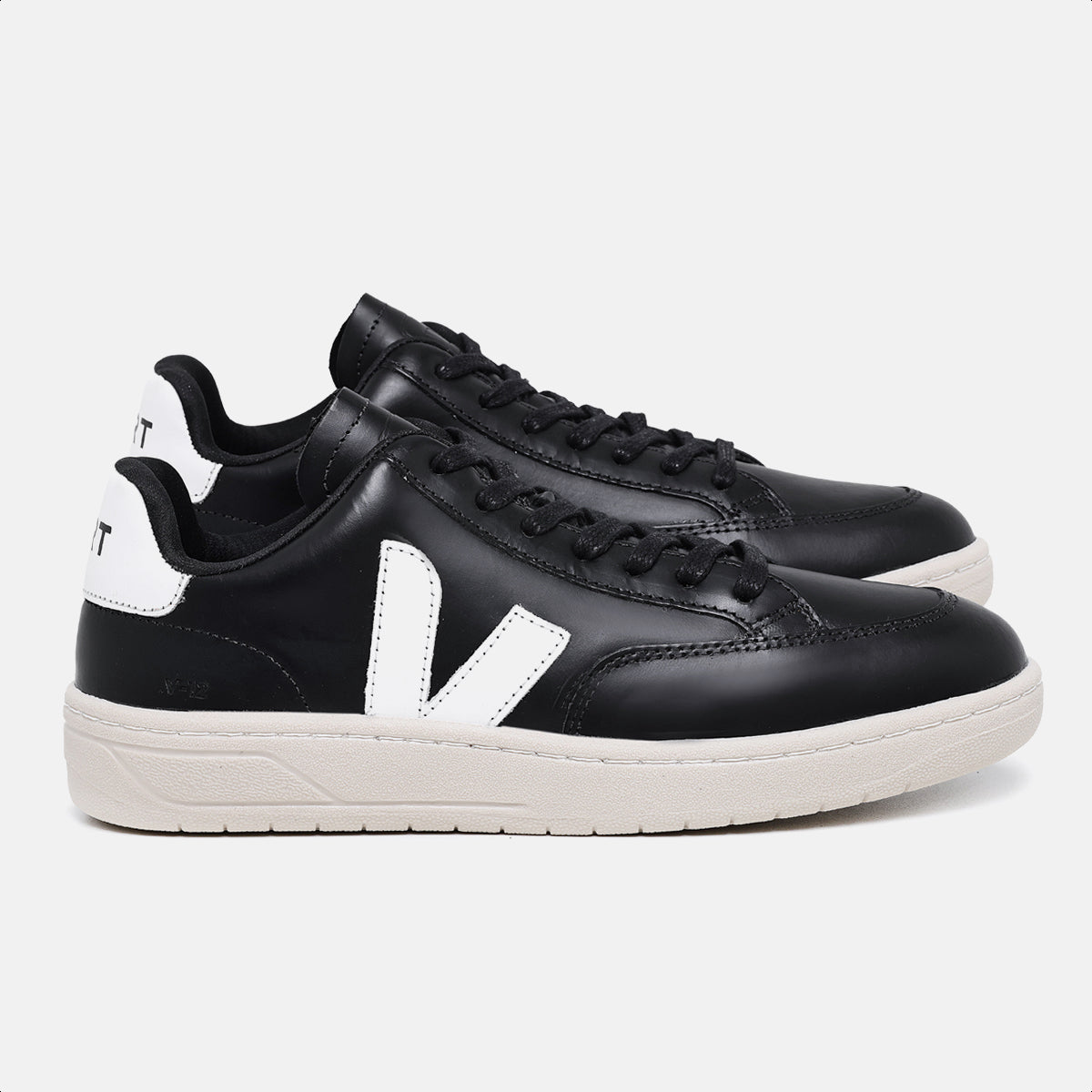 Tênis V-12 Leather Black White