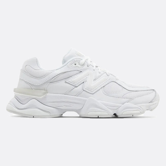 Tênis New Balance 9060 Triple White
